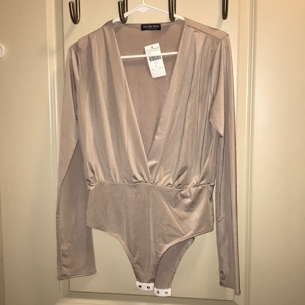 Fashion Nova Bodysuit - L